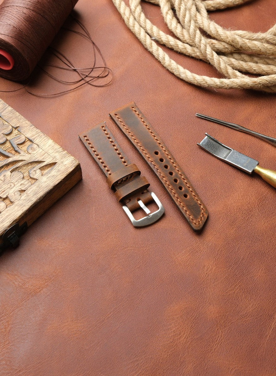 Classic Watch Berdik Leather Strap - Tan