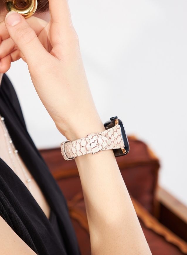 Apple Watch Crop Women Leather Strap - White